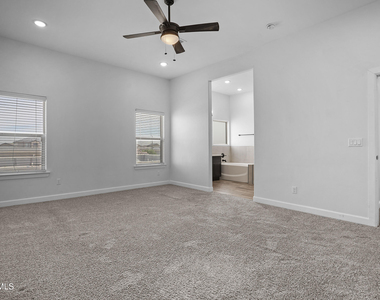 979 Airship Place - Photo Thumbnail 27
