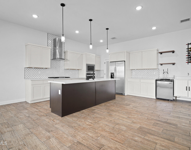 979 Airship Place - Photo Thumbnail 17