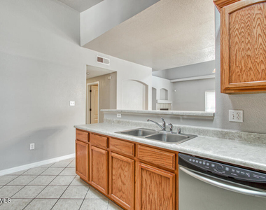 12760 Tierra Alexis Drive - Photo Thumbnail 10