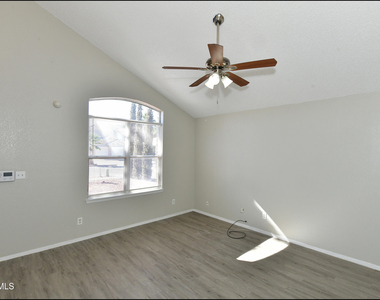12257 Robert Dahl Drive - Photo Thumbnail 7