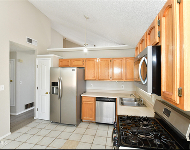 12257 Robert Dahl Drive - Photo Thumbnail 13