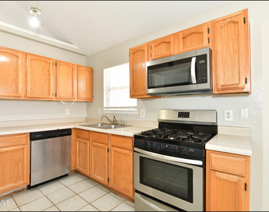 12257 Robert Dahl Drive - Photo Thumbnail 14