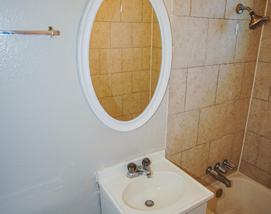 1317 Saint Johns Drive - Photo Thumbnail 10