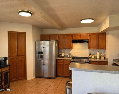 1485 Desierto Rico Avenue - Photo Thumbnail 6