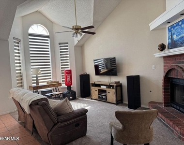 1485 Desierto Rico Avenue - Photo Thumbnail 2