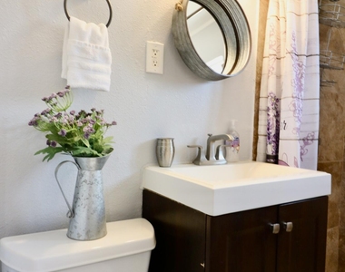 1216 Brookhaven Drive - Photo Thumbnail 29