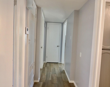 1216 Brookhaven Drive - Photo Thumbnail 15