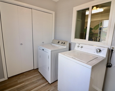 1216 Brookhaven Drive - Photo Thumbnail 24