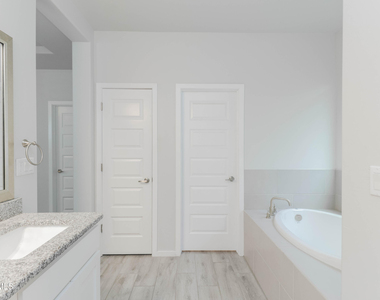 12832 Haxby Street - Photo Thumbnail 29