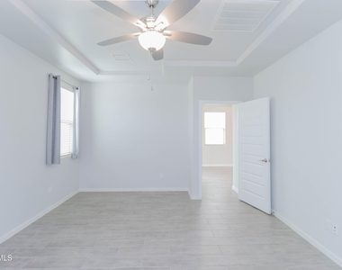 12832 Haxby Street - Photo Thumbnail 27