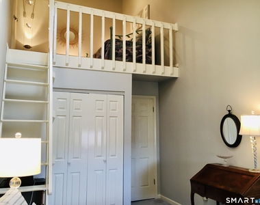 1465 Putnam Avenue - Photo Thumbnail 14