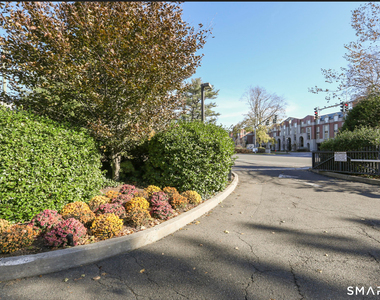 1465 Putnam Avenue - Photo Thumbnail 21