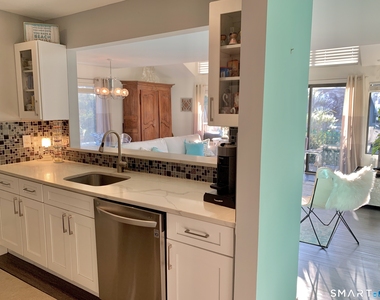 1465 Putnam Avenue - Photo Thumbnail 19