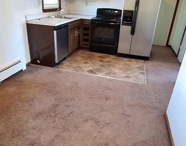 201 Regan Road - Photo Thumbnail 6