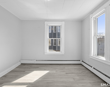48 Anderson Street - Photo Thumbnail 7