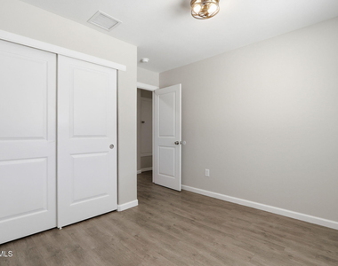 8761 Lawson Street - Photo Thumbnail 11