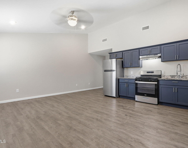 8761 Lawson Street - Photo Thumbnail 3