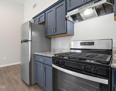 8761 Lawson Street - Photo Thumbnail 17