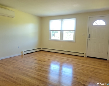 381 Merrow Road - Photo Thumbnail 6