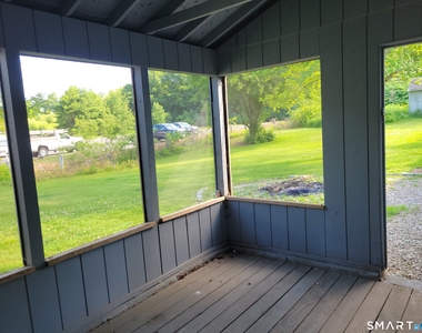 381 Merrow Road - Photo Thumbnail 4