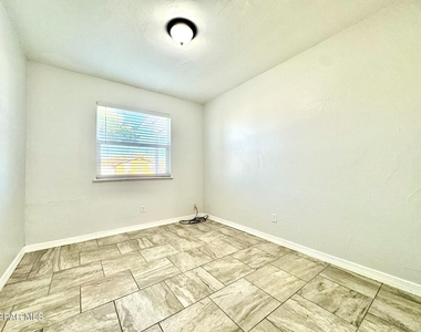 1640 Doug Olson Drive - Photo Thumbnail 16