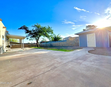 1640 Doug Olson Drive - Photo Thumbnail 2