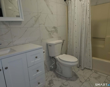 371 Emmett Street - Photo Thumbnail 15