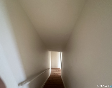 5 Benton Street - Photo Thumbnail 7