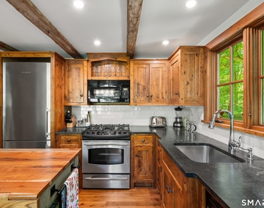 286 Lyons Plain Road - Photo Thumbnail 10