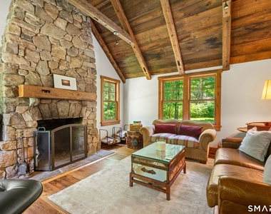 286 Lyons Plain Road - Photo Thumbnail 7