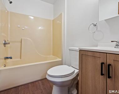180 Cherry Street - Photo Thumbnail 12