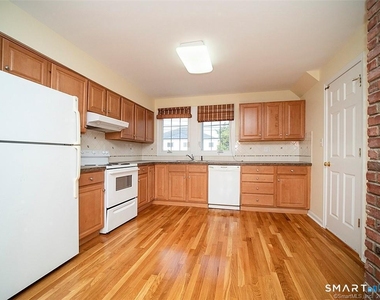 1 Cocheco Avenue - Photo Thumbnail 5