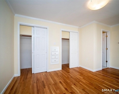 1 Cocheco Avenue - Photo Thumbnail 14