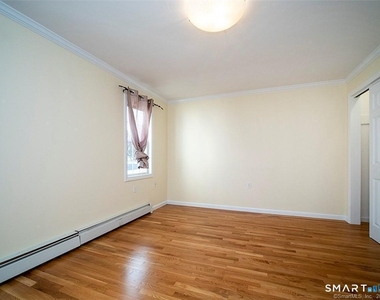 1 Cocheco Avenue - Photo Thumbnail 15