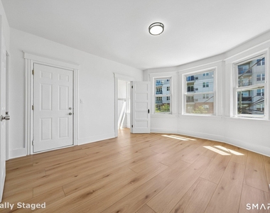 41 Southfield Avenue - Photo Thumbnail 12