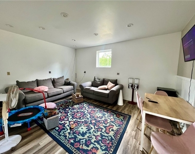 4617 New Castle Rd - Photo Thumbnail 4