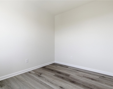 309 Arden Dr - Photo Thumbnail 15