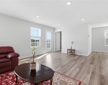 309 Arden Dr - Photo Thumbnail 11