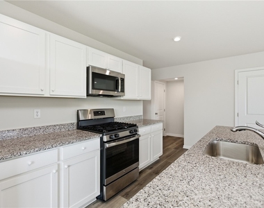 309 Arden Dr - Photo Thumbnail 6