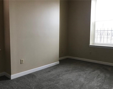1209 W North Ave - Photo Thumbnail 13