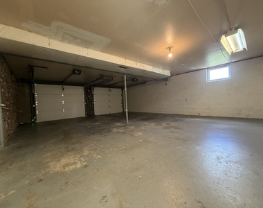 114 Westbury Drive - Photo Thumbnail 28