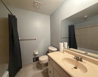 114 Westbury Drive - Photo Thumbnail 19