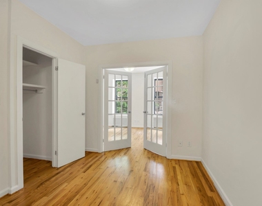 1167 Second Avenue - Photo Thumbnail 2