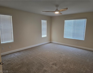 2715 Hammetts Landing Walk - Photo Thumbnail 20