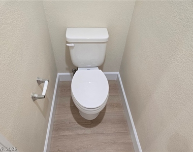 2715 Hammetts Landing Walk - Photo Thumbnail 24