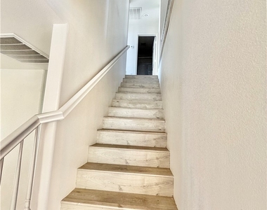 5863 Rose Tiara Drive - Photo Thumbnail 11