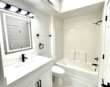 7167 S Durango Drive - Photo Thumbnail 17