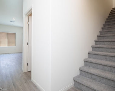 9921 Cobalt Cliffs Street - Photo Thumbnail 7