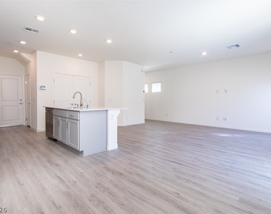9921 Cobalt Cliffs Street - Photo Thumbnail 10