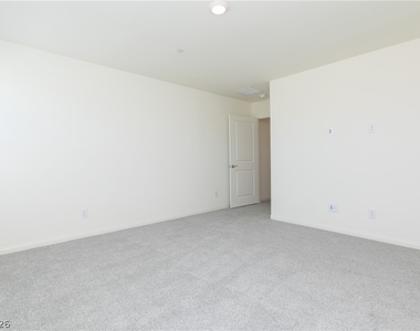 9921 Cobalt Cliffs Street - Photo Thumbnail 21
